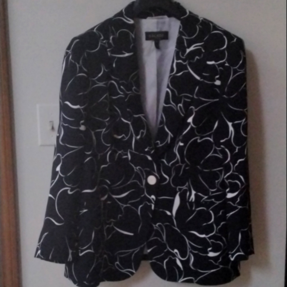 Escada womens blazer